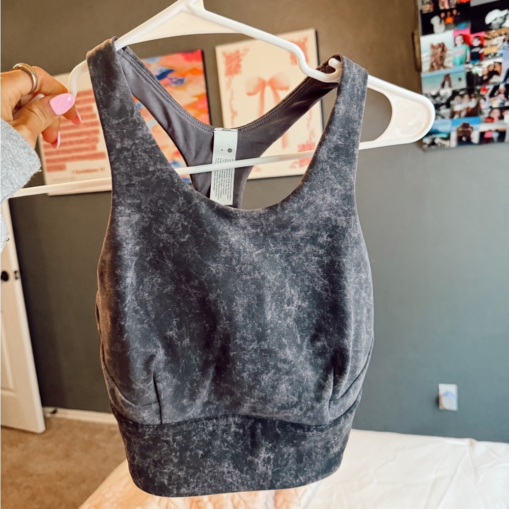 lululemon sports bra/crop top
size 6